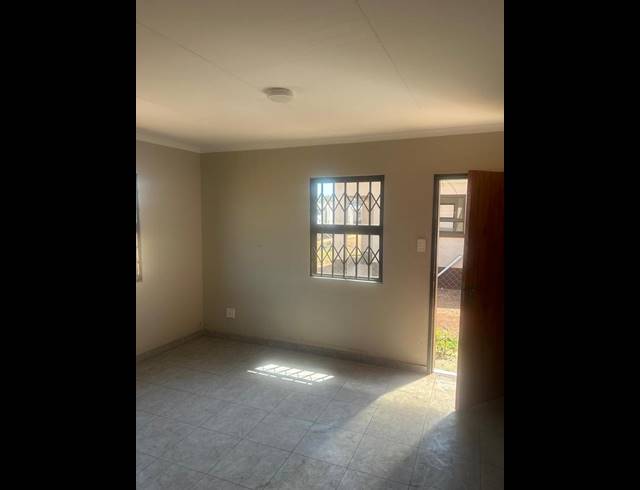 3 BEDROOM PROPERTY TO RENT IN DAWN PARK